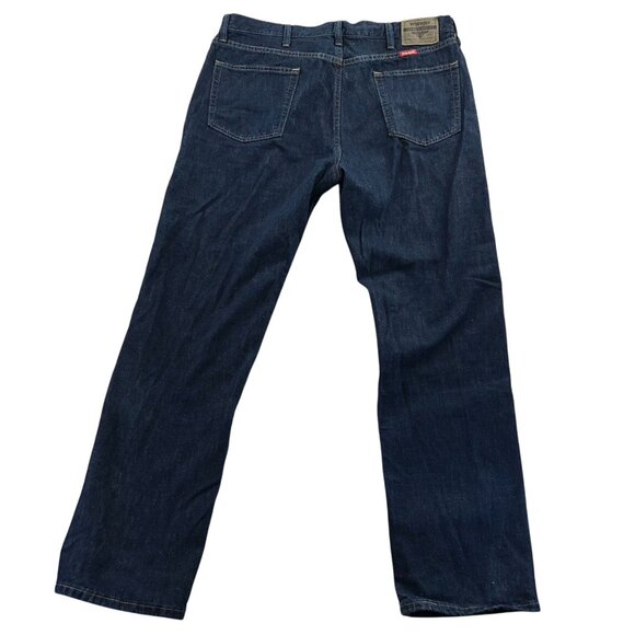 Wrangler Mens Jeans 38x32 Straight Fit Blue Denim Dark Wash 100% Cotton Classic - Picture 2 of 15